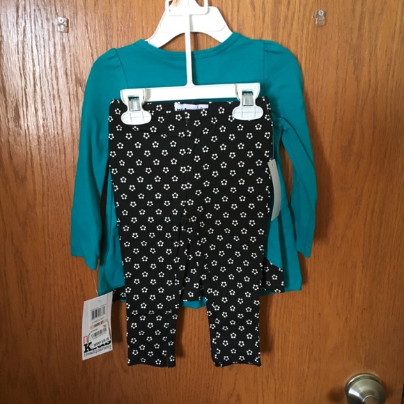 Headquarters baby girl 2 piece set size 2T. - Picture 2 of 10